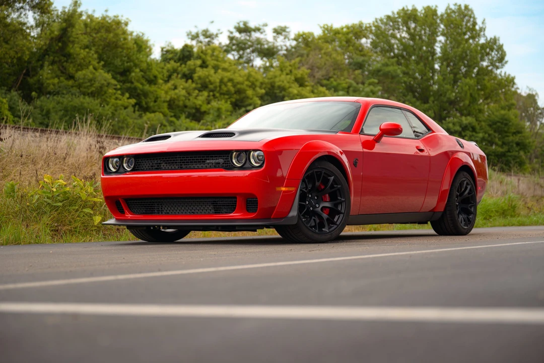 2023 Dodge Challenger SRT Hellcat 3rd Gen - Image 11 of 31