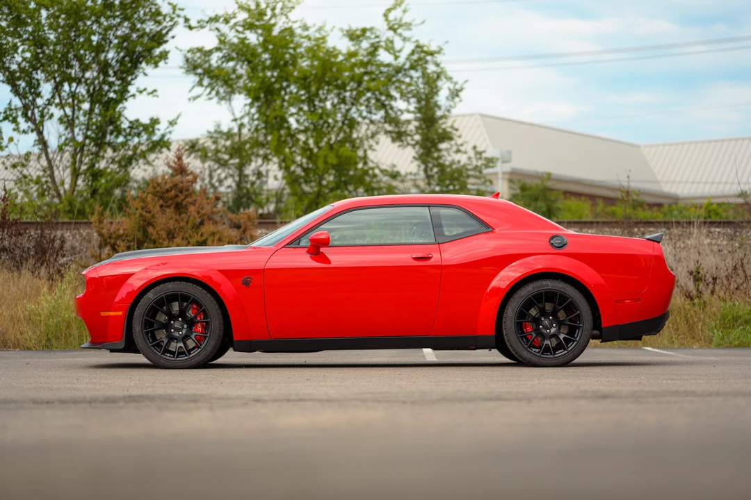 2023 Dodge Challenger SRT Hellcat 3rd Gen - Image 7 of 31