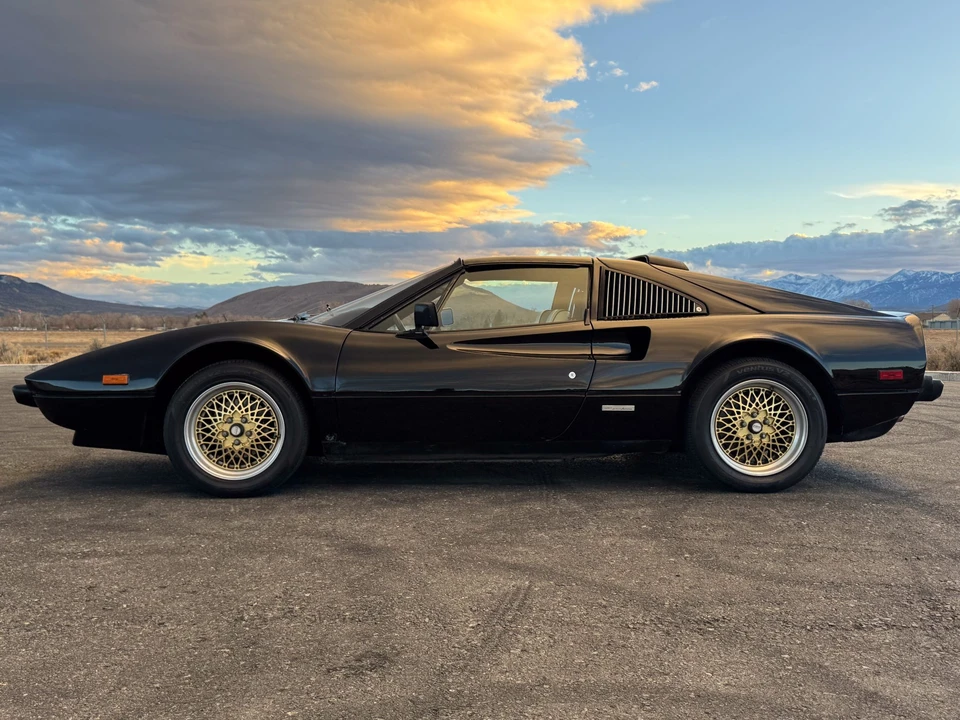 1985 Ferrari 308 GTS QV - Image 4 of 31