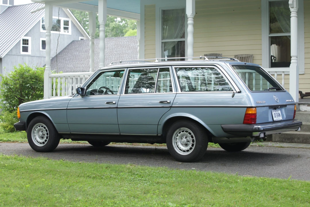 1985 Mercedes-Benz W123 Wagon (S123) - Image 12 of 31