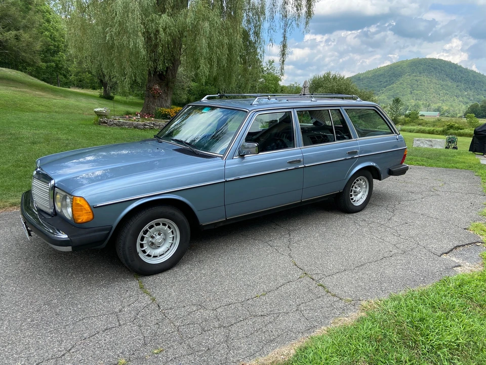 1985 Mercedes-Benz W123 Wagon (S123) - Image 10 of 31