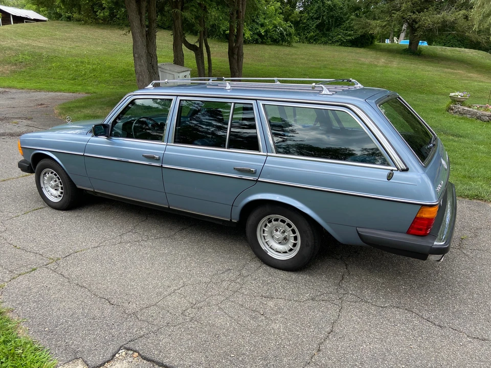 1985 Mercedes-Benz W123 Wagon (S123) - Image 16 of 31