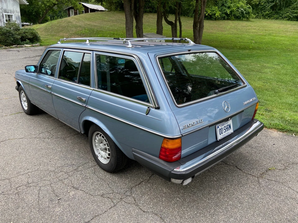 1985 Mercedes-Benz W123 Wagon (S123) - Image 15 of 31