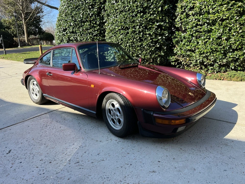 1984 Porsche 911 Carrera 3.2 - Image 14 of 31