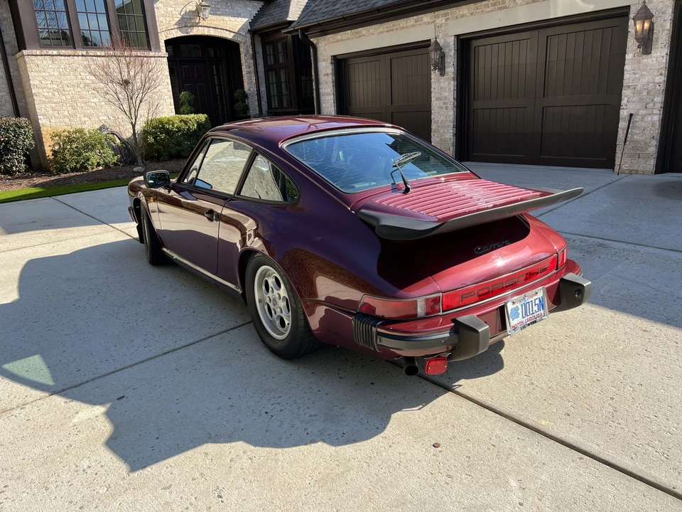 1984 Porsche 911 Carrera 3.2 - Image 28 of 31