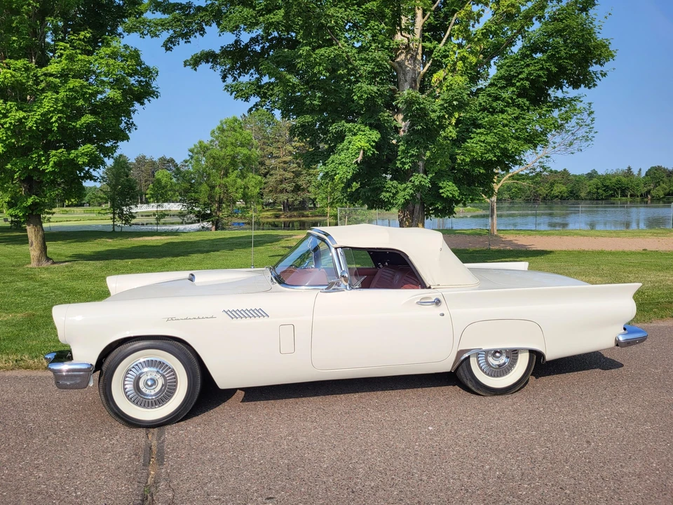 1957 Ford Thunderbird 1st Gen - Image 4 of 31