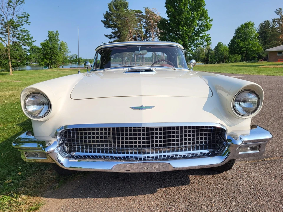 1957 Ford Thunderbird 1st Gen - Image 13 of 31