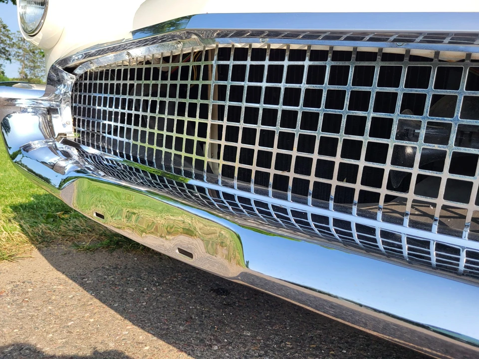 1957 Ford Thunderbird 1st Gen - Image 26 of 31