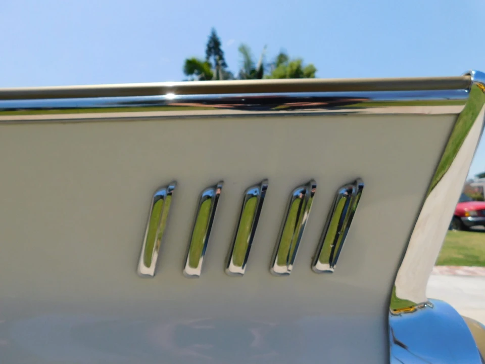 1957 Studebaker Hawk - Image 23 of 31