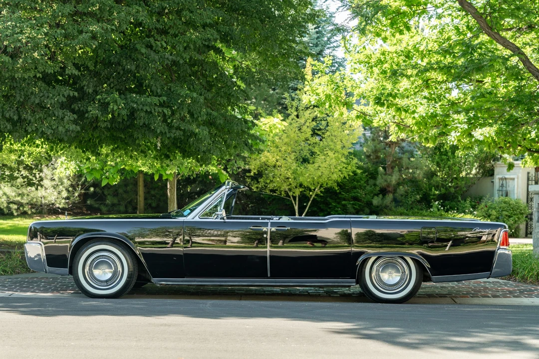 1964 Lincoln Continental 4th Gen - Image 8 of 31