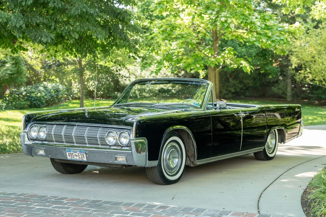 1964 Lincoln Continental 4th Gen - Image 9 of 31