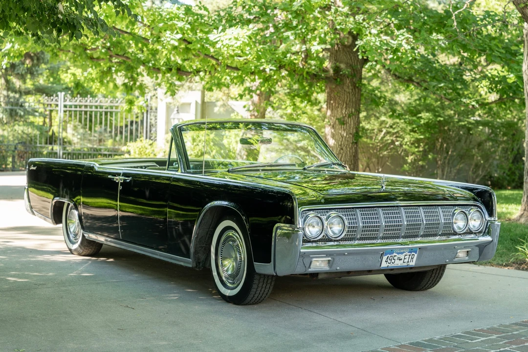1964 Lincoln Continental 4th Gen - Image 2 of 31