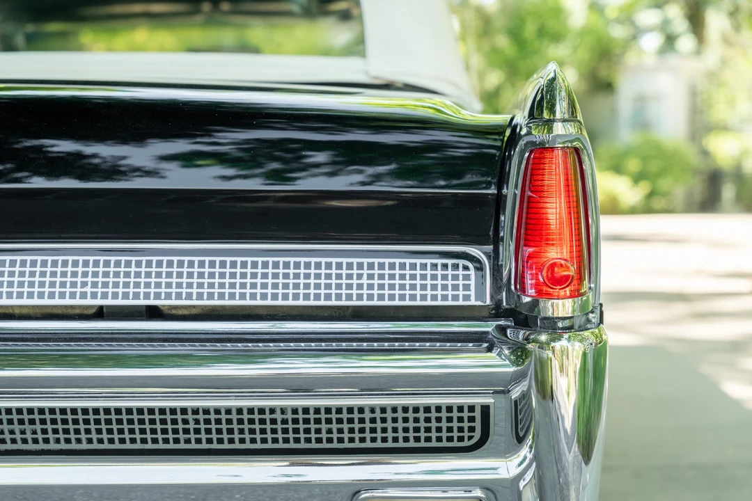 1964 Lincoln Continental 4th Gen - Image 25 of 31