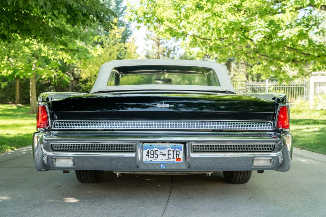 1964 Lincoln Continental 4th Gen - Image 23 of 31