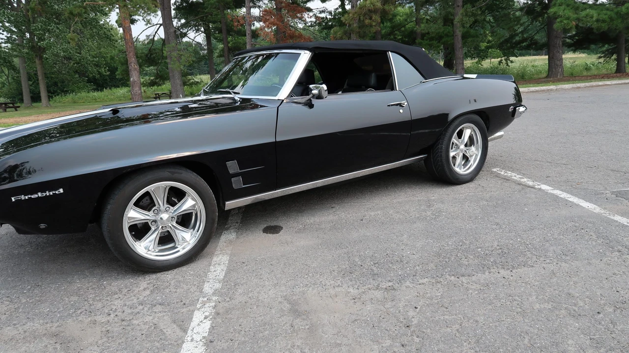 1969 Pontiac Firebird 1st Gen - Image 22 of 31