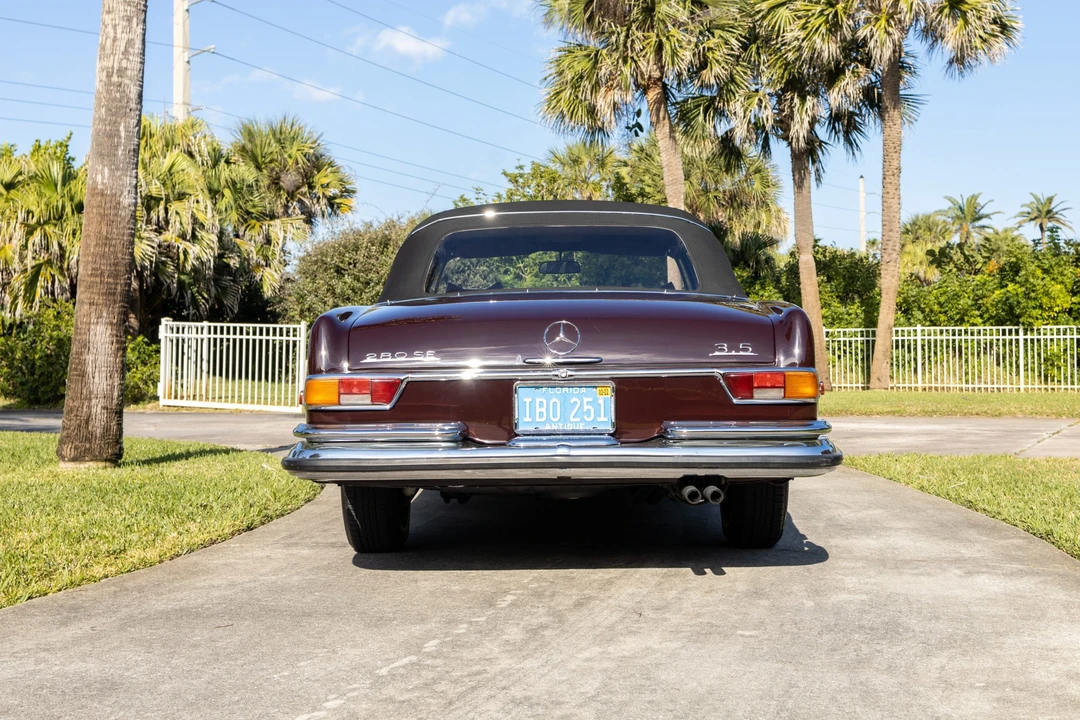1971 Mercedes-Benz W111 280SE 3.5 Cabriolet - Image 5 of 31