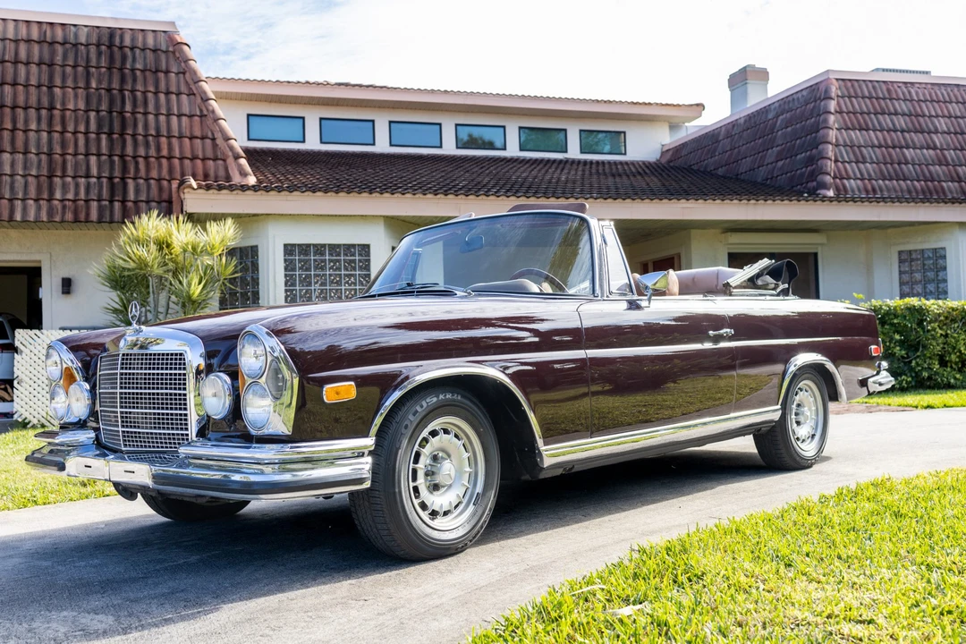 1971 Mercedes-Benz W111 280SE 3.5 Cabriolet - Image 13 of 31