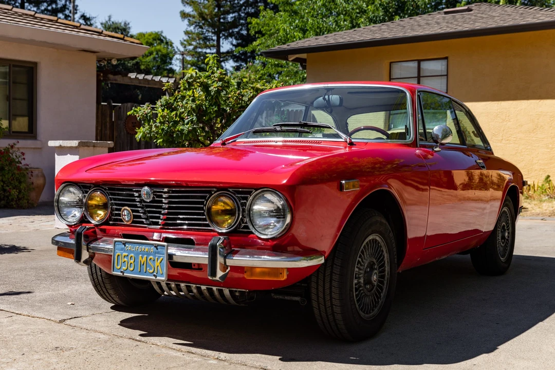 1974 Alfa Romeo 2000 GT Veloce - Image 3 of 31