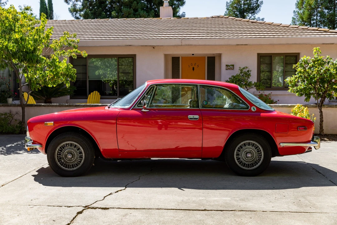 1974 Alfa Romeo 2000 GT Veloce - Image 6 of 31