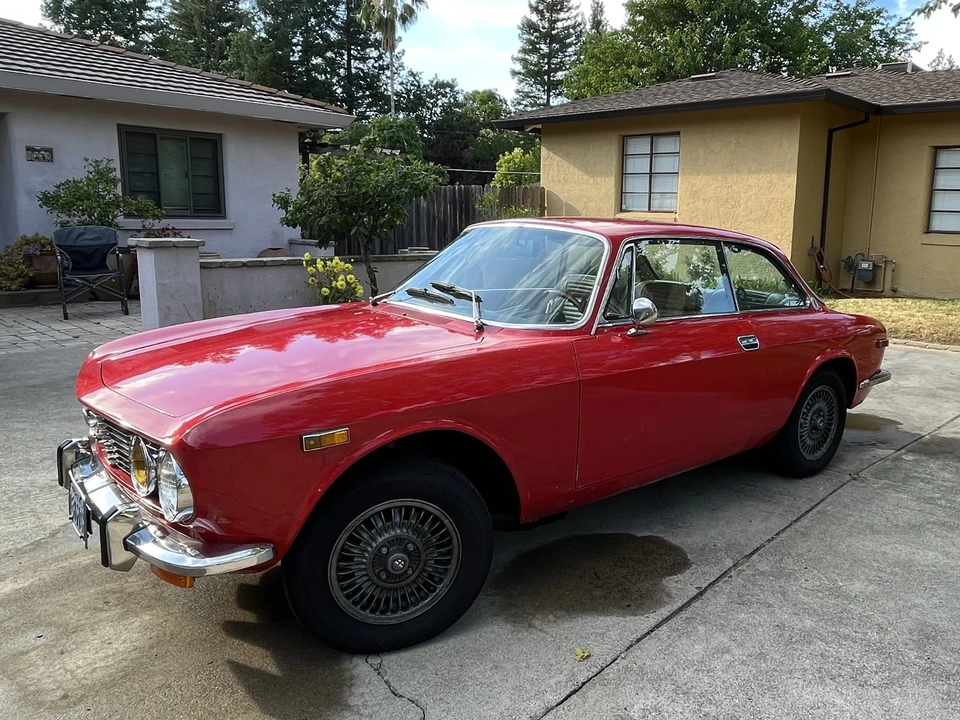 1974 Alfa Romeo 2000 GT Veloce - Image 4 of 31