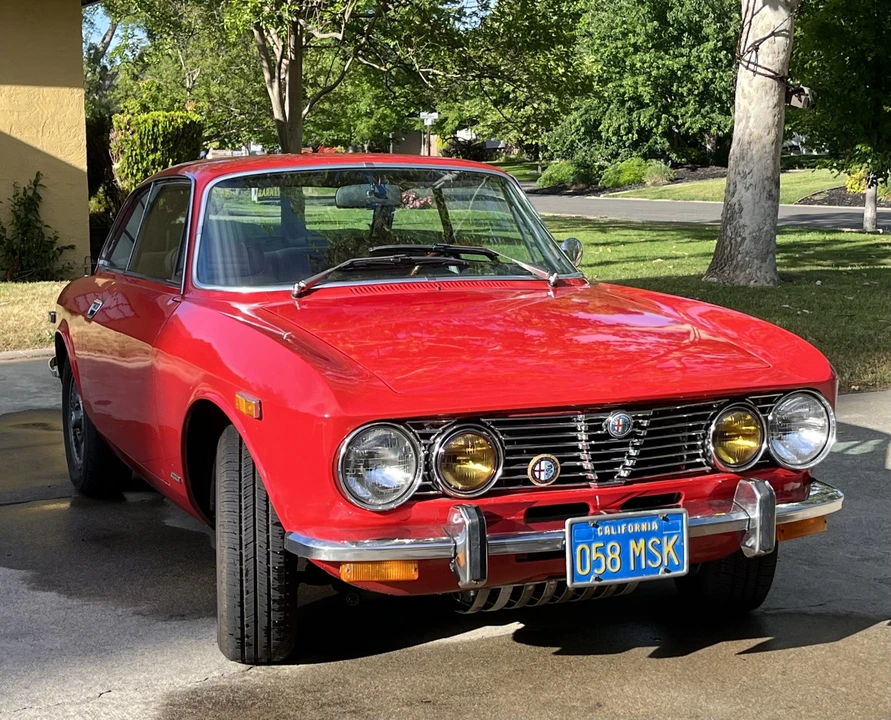 1974 Alfa Romeo 2000 GT Veloce - Image 12 of 31