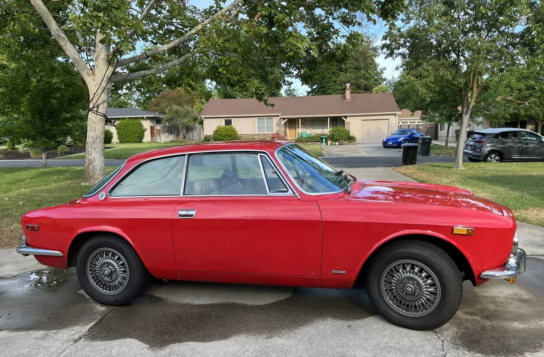 1974 Alfa Romeo 2000 GT Veloce - Image 10 of 31