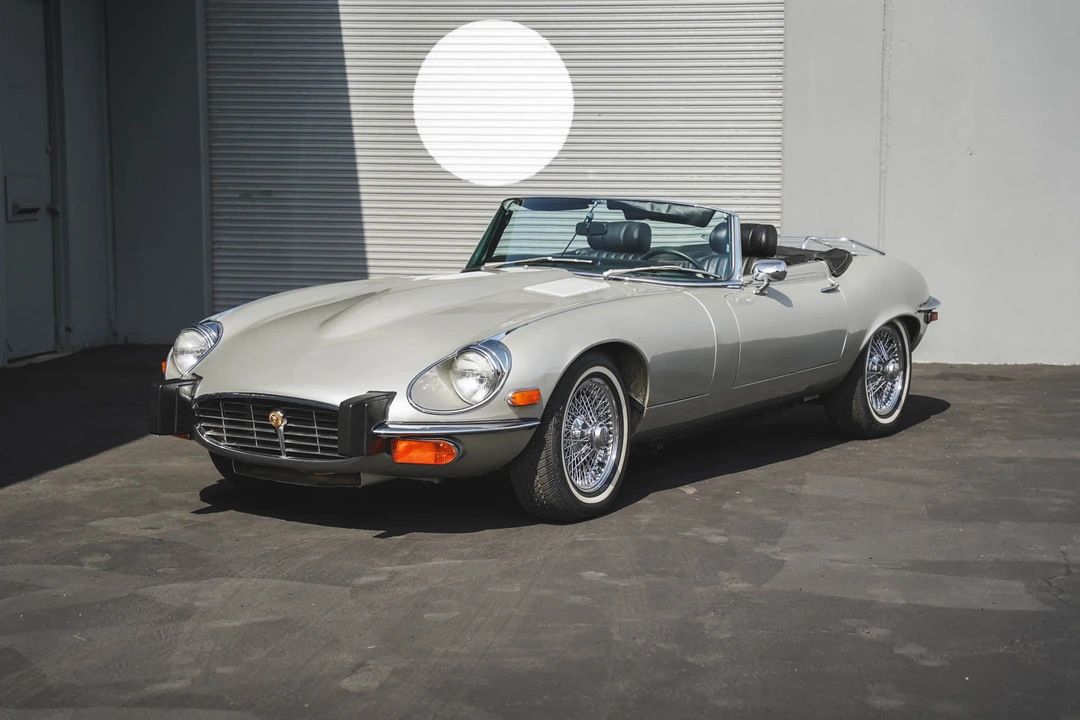1974 Jaguar E-Type Series 3 V12 - Image 4 of 31