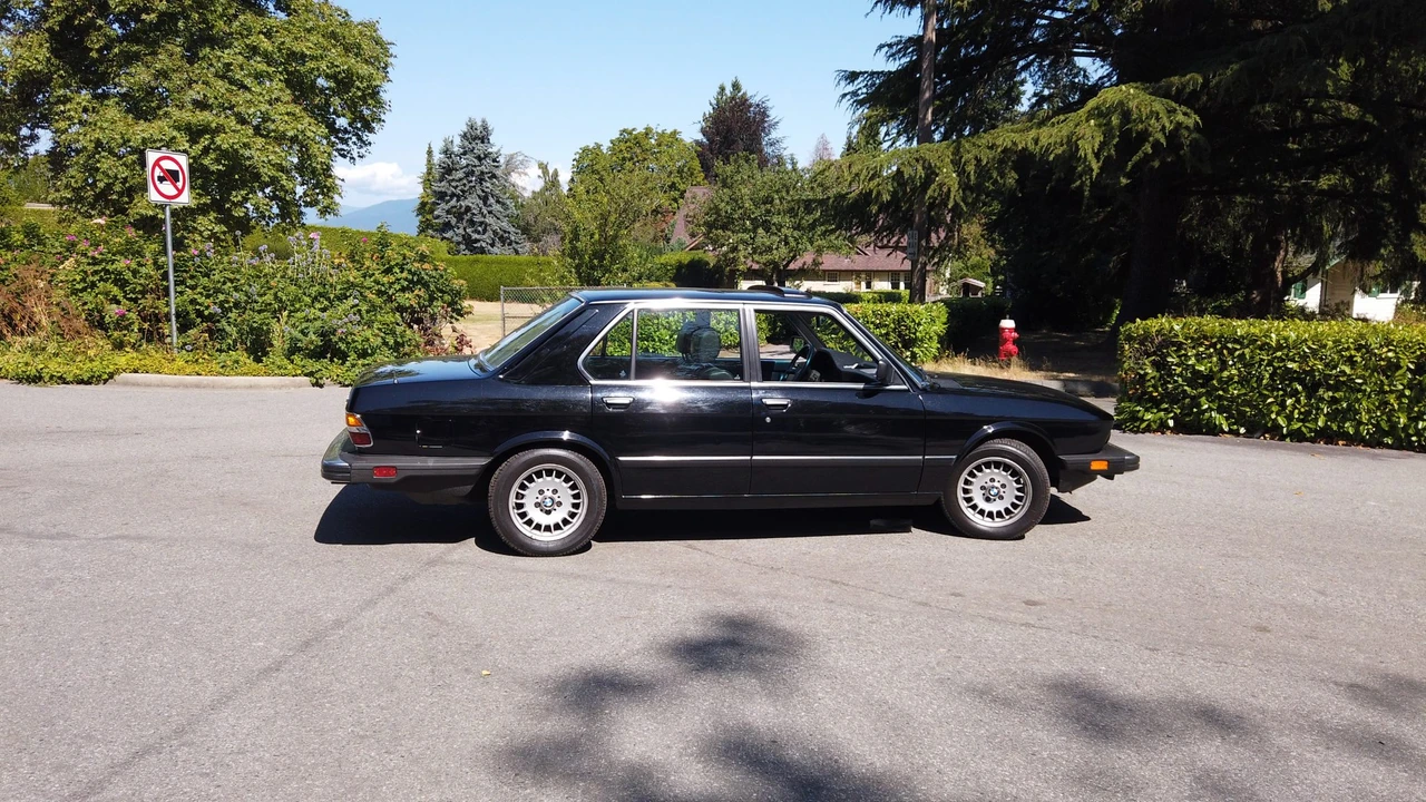 1983 BMW E28 5 Series - Image 10 of 31