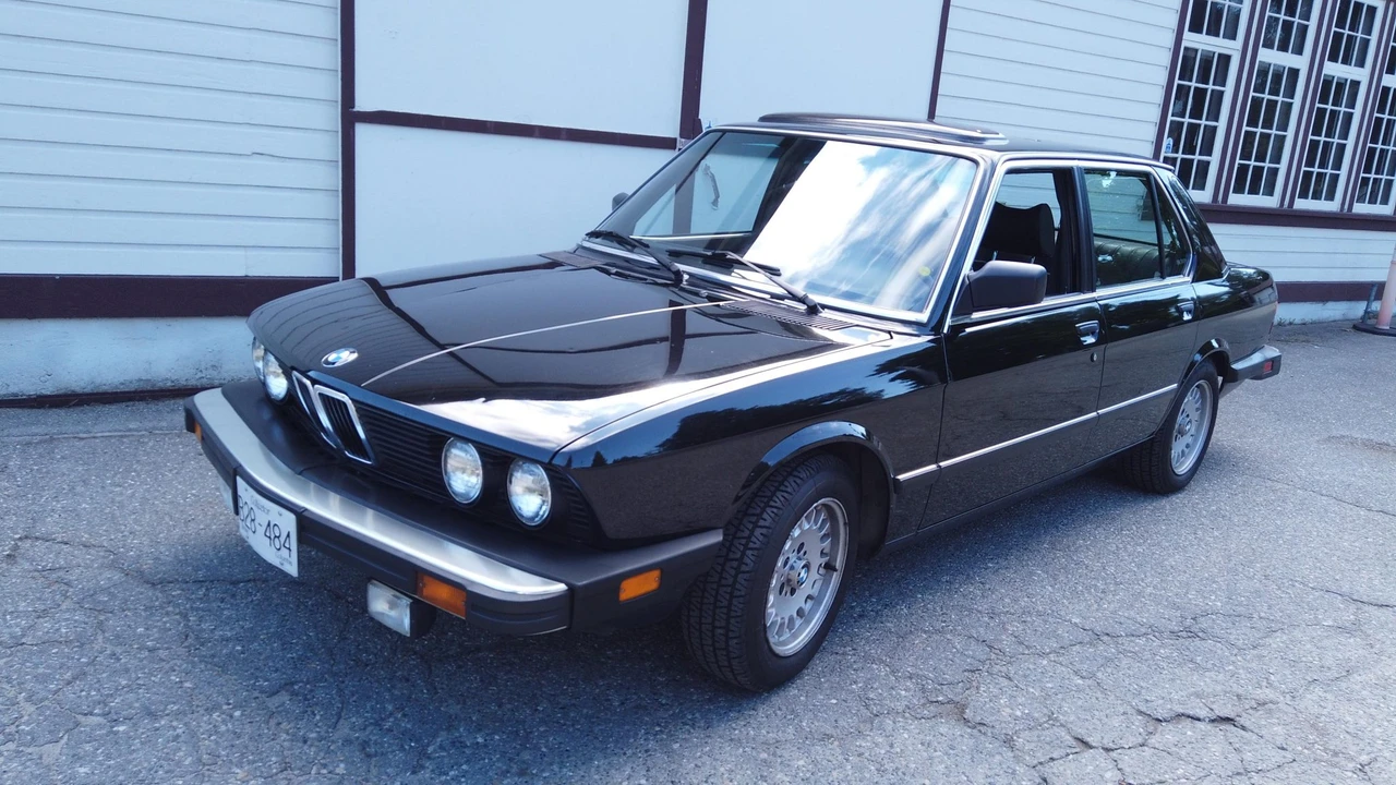 1983 BMW E28 5 Series - Image 2 of 31