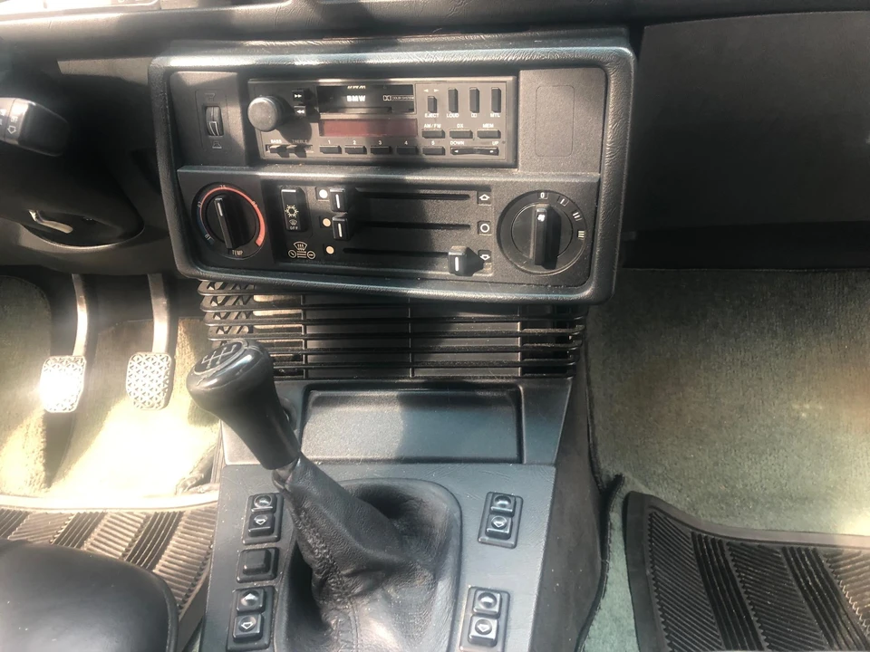 1983 BMW E28 5 Series - Image 28 of 31