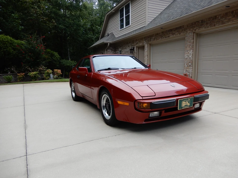 1983 Porsche 944 - Image 16 of 31