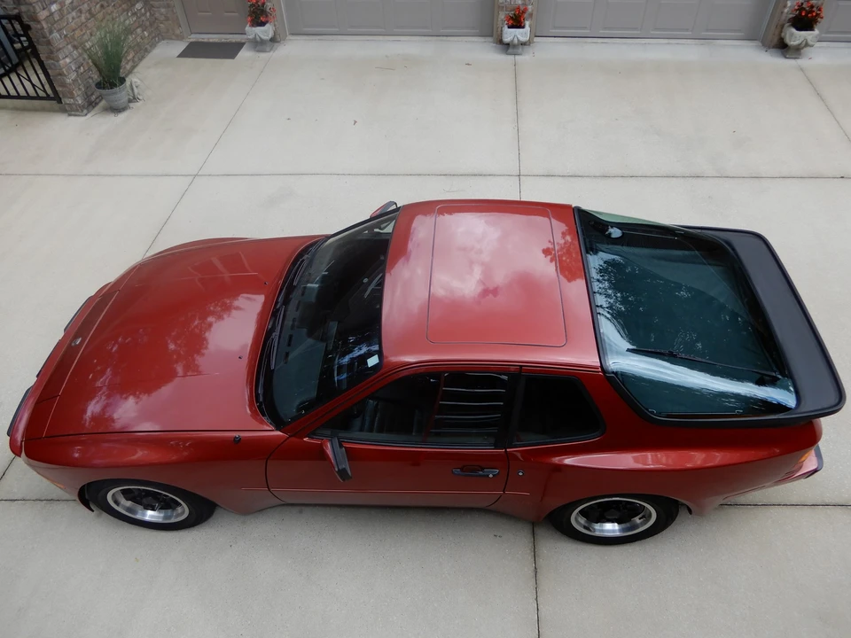 1983 Porsche 944 - Image 6 of 31