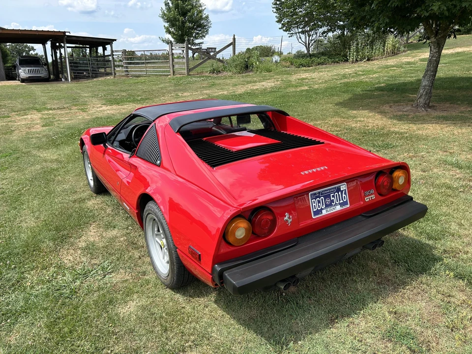 1985 Ferrari 308 GTS QV - Image 16 of 31
