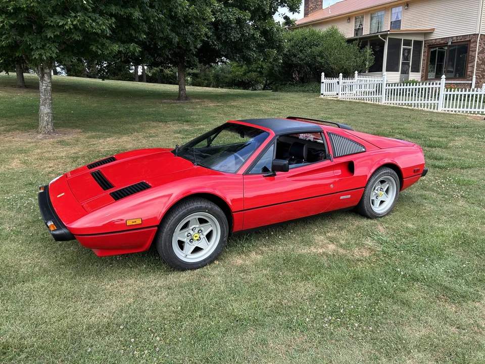 1985 Ferrari 308 GTS QV - Image 2 of 31
