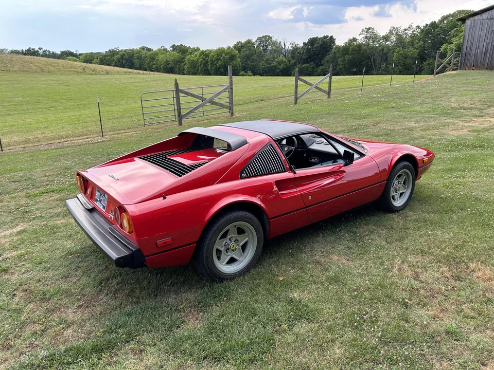 1985 Ferrari 308 GTS QV - Image 10 of 31