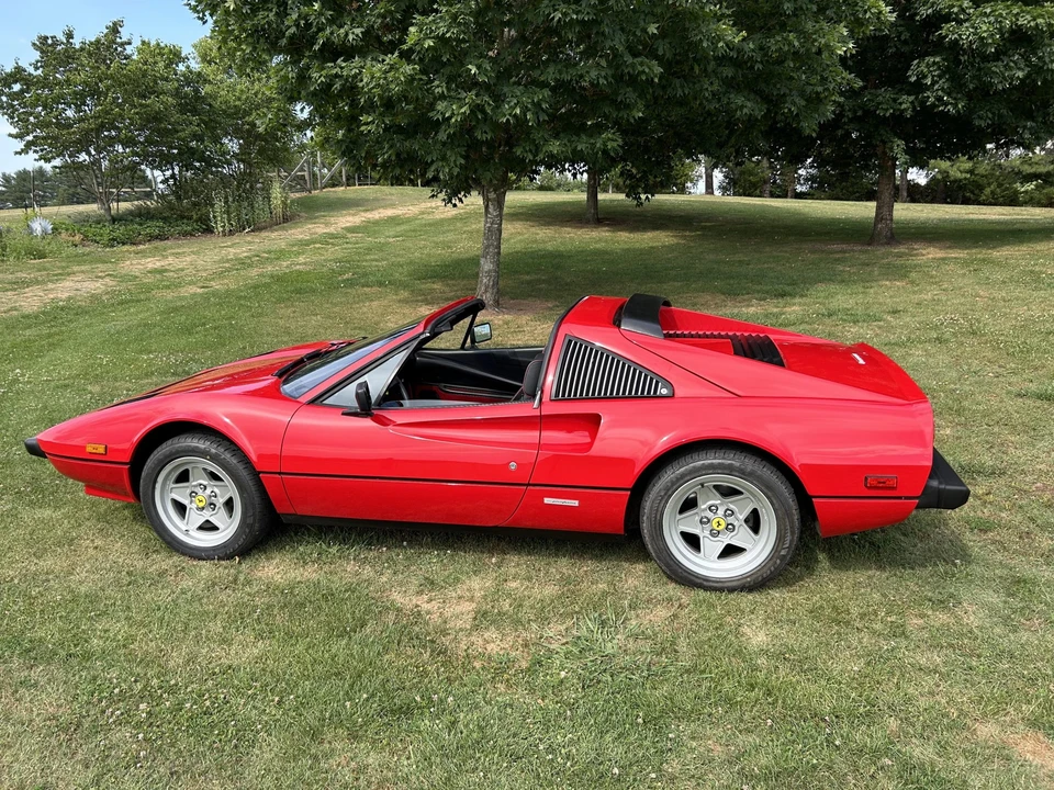 1985 Ferrari 308 GTS QV - Image 17 of 31