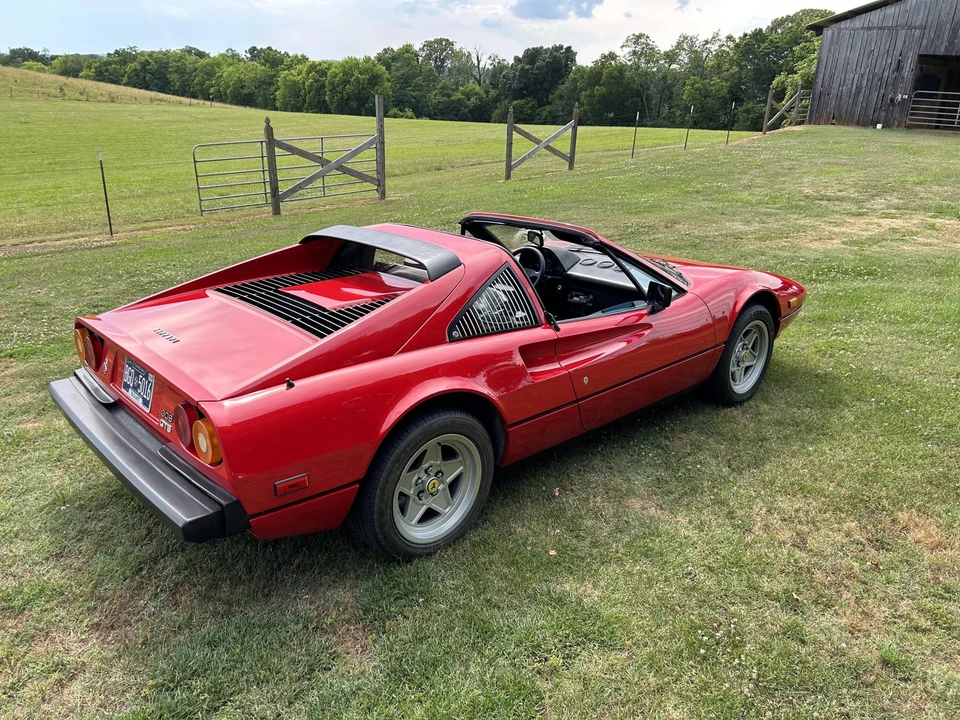 1985 Ferrari 308 GTS QV - Image 11 of 31