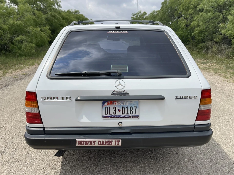1987 Mercedes-Benz W124 E-Class - Image 9 of 31