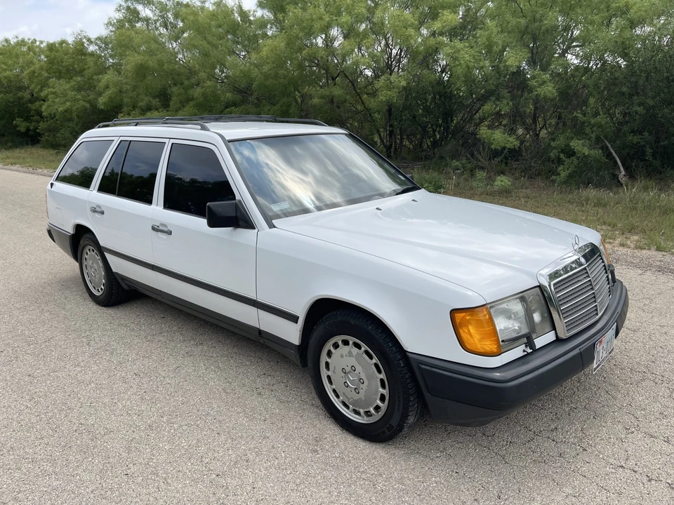 1987 Mercedes-Benz W124 E-Class - Image 14 of 31