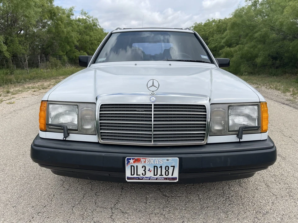 1987 Mercedes-Benz W124 E-Class - Image 15 of 31