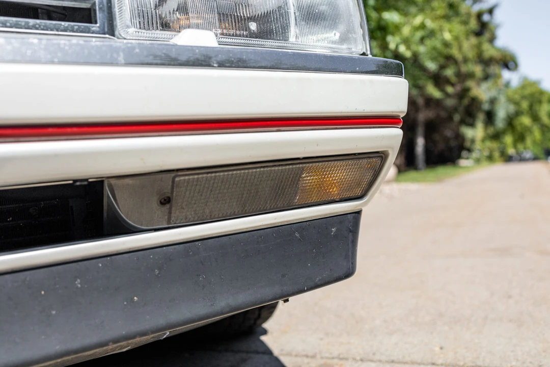 1988 Cadillac Allante - Image 21 of 31