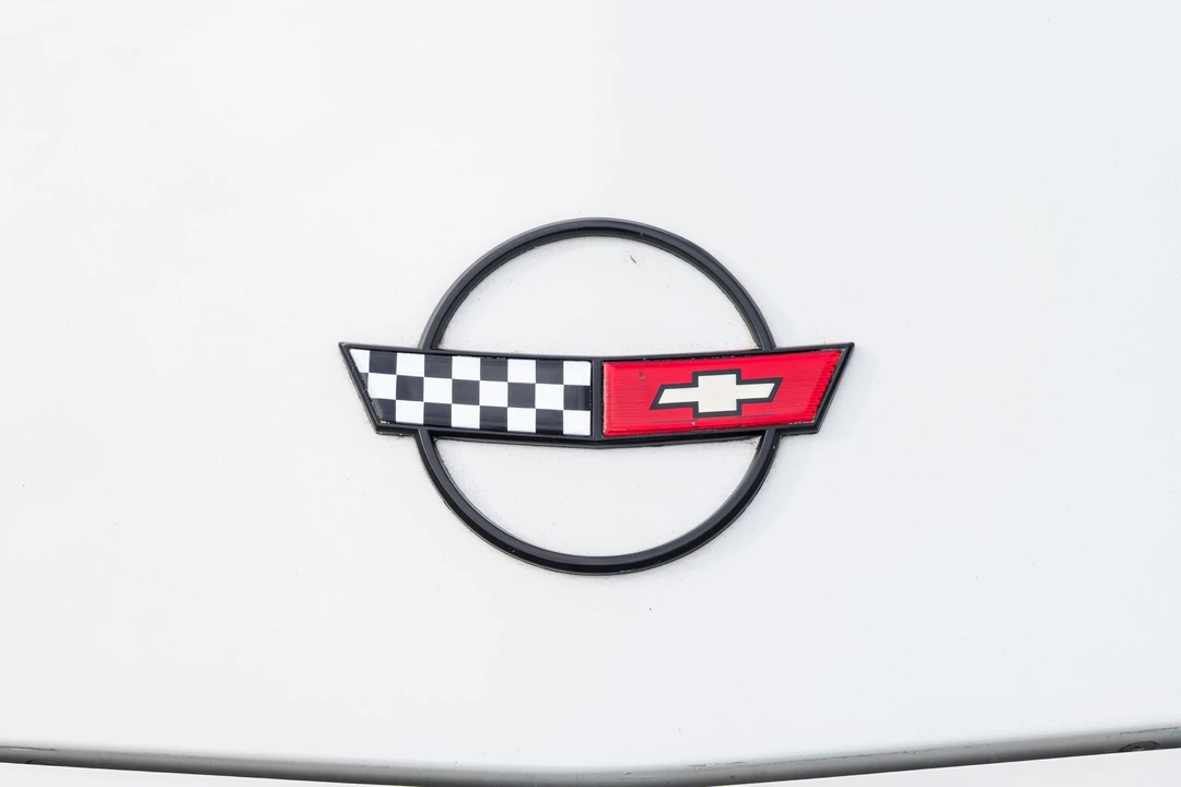 1988 Chevrolet Corvette C4 - Image 24 of 31