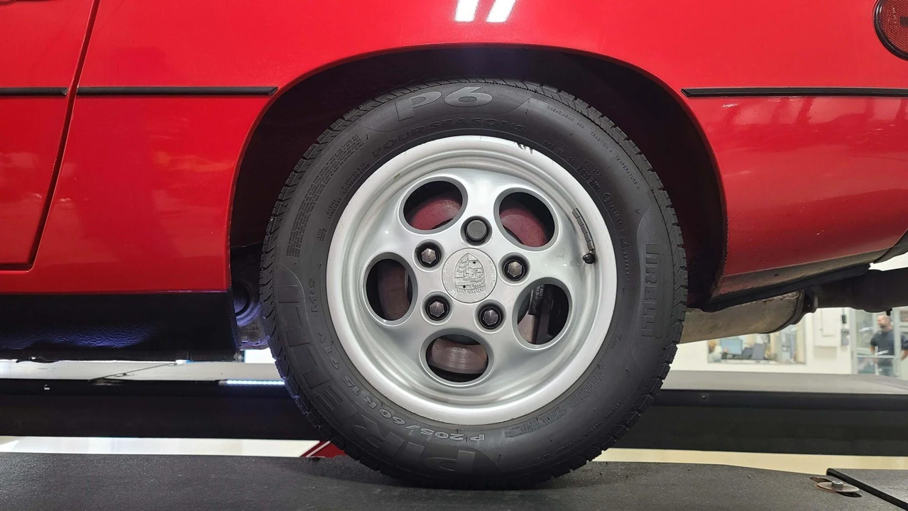 1987 Porsche 924 S - Image 23 of 31