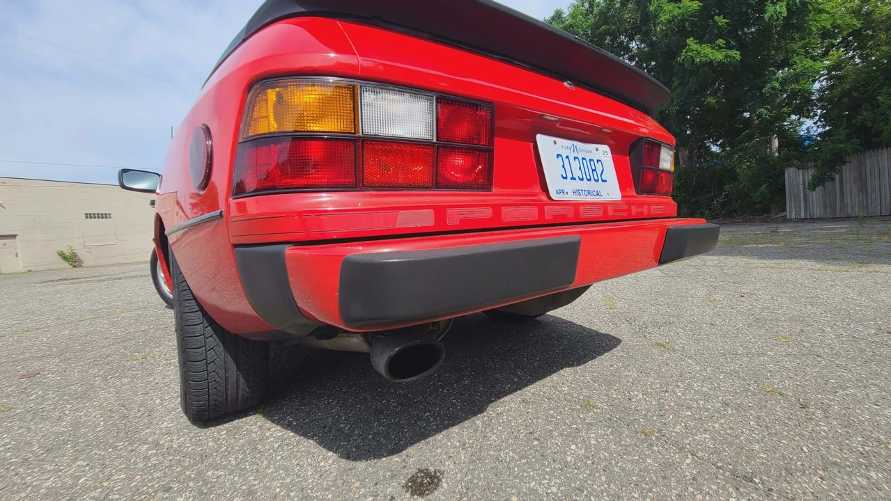 1987 Porsche 924 S - Image 18 of 31