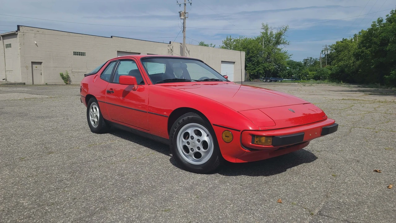 1987 Porsche 924 S - Image 8 of 31