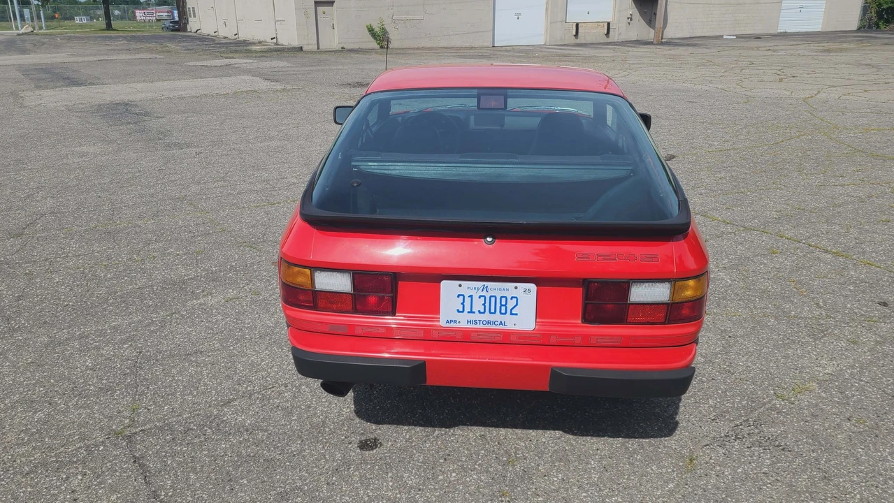 1987 Porsche 924 S - Image 9 of 31
