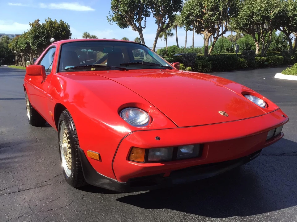 1985 Porsche 928 S - Image 6 of 31