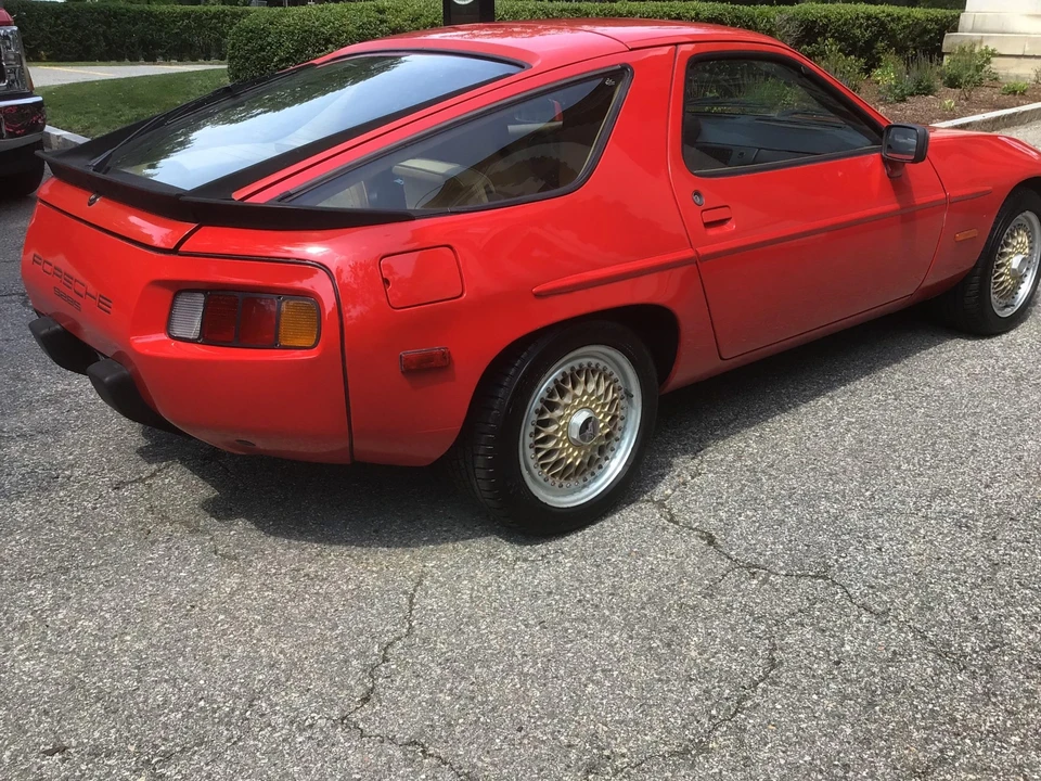 1985 Porsche 928 S - Image 14 of 31