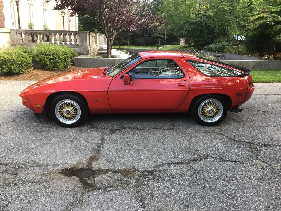 1985 Porsche 928 S - Image 22 of 31