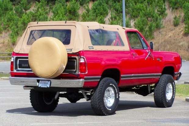 1979 Plymouth Trail Duster - Image 2 of 7